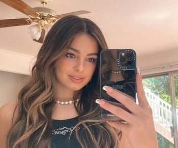 Addison Rae mostra ótimas habilidades sexuais e faz as pessoas se sentirem muito satisfeitas
