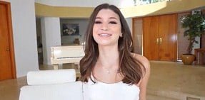 Brooke Monk é lindo