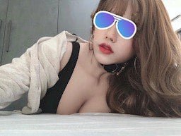 Vídeo de sexo não -capa de Dinh Thi Huyen e seu amante
