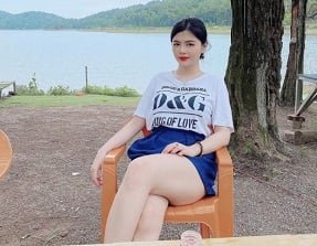 Huyen Anh chegou ao topo da emoção e meninos na casa de família