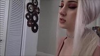 Skylar Vox gosta de ser cozido no vapor por um pau enorme